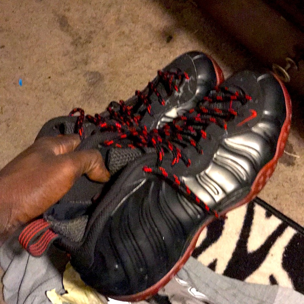 Cough drop foams